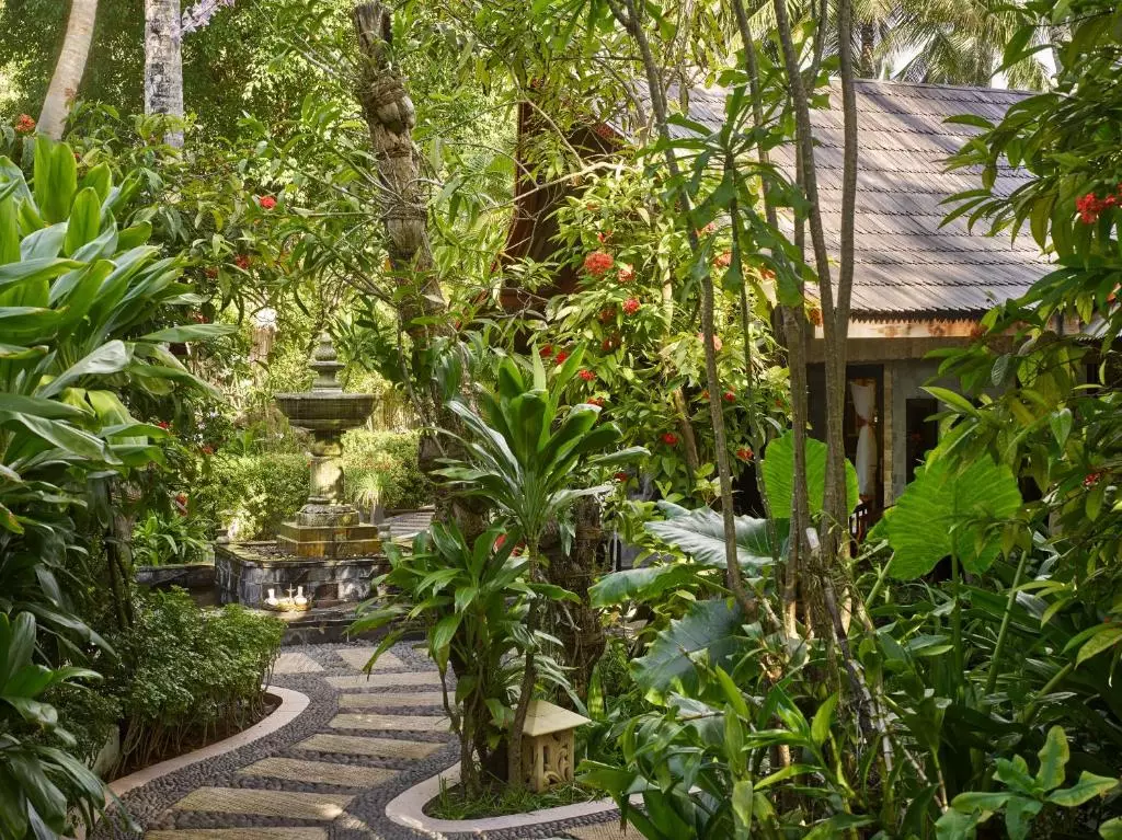 Villa Park Sun Island Resort